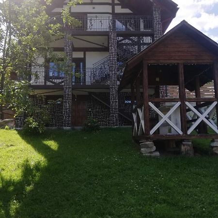 Садиба Анномарі - Відпочинок В Карпатах Котедж Яремче Luaran gambar